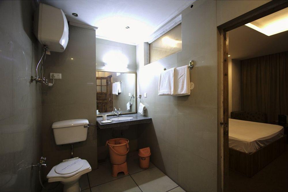 The Shivalik Hotel มะนาลี ภายนอก รูปภาพ